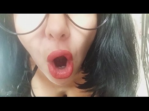 ❤️ Querida, a túa madrastra non te deixa ir hoxe á escola... necesitote demasiado... Vídeo porno na pornografía gl.fullpornercom.ru ❌